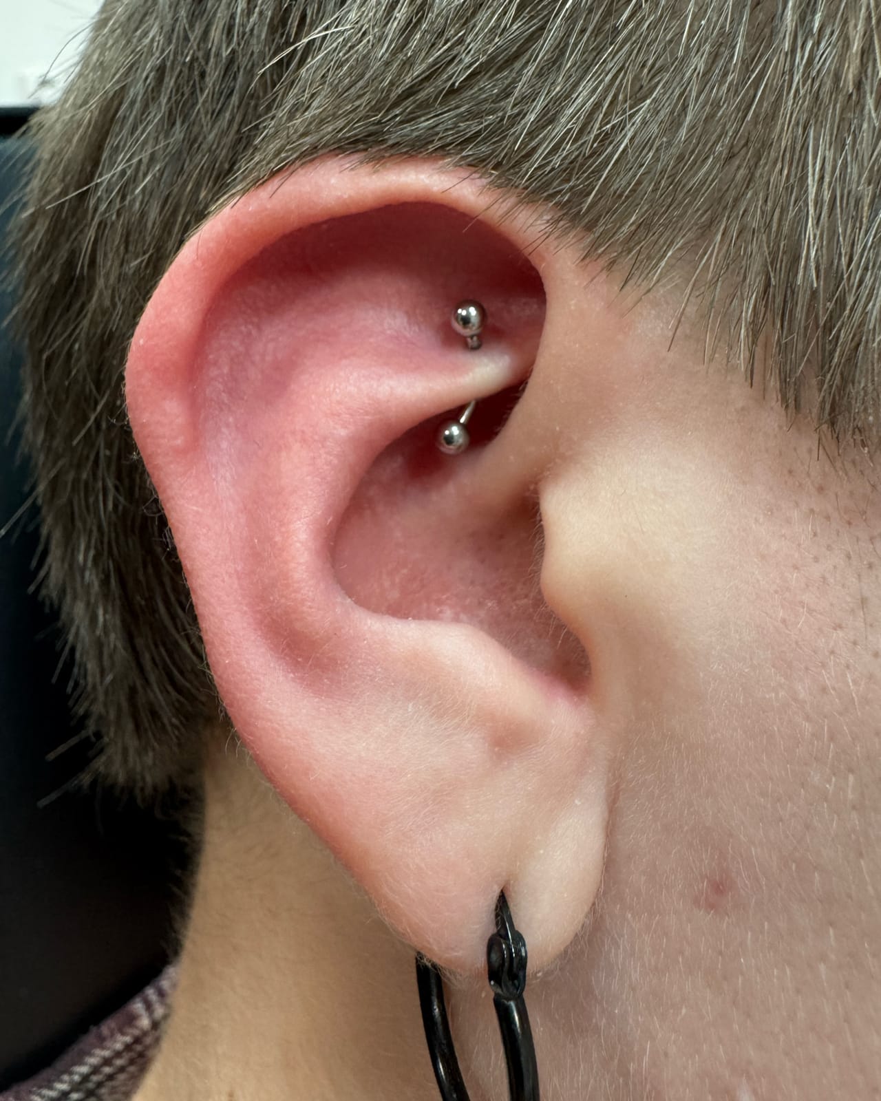 Piercing — Genesis Tattoo, Roudnice nad Labem